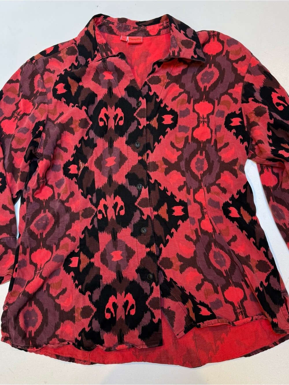 Tianello Red & Black Ikat-Print Button-Up Blouse